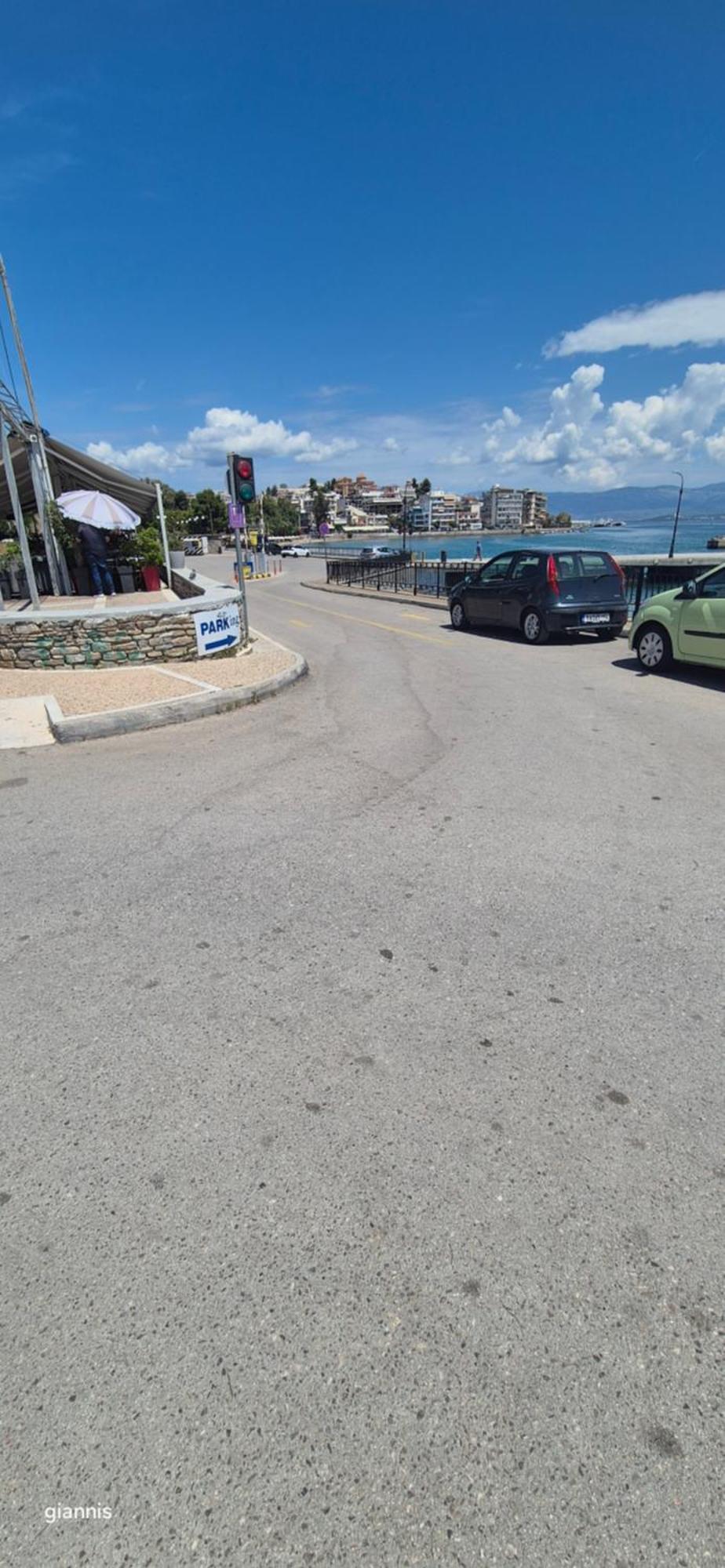 Debbies Διαμέρισμα Δίπλα Στο Νερό #2 ! Chalkís エクステリア 写真